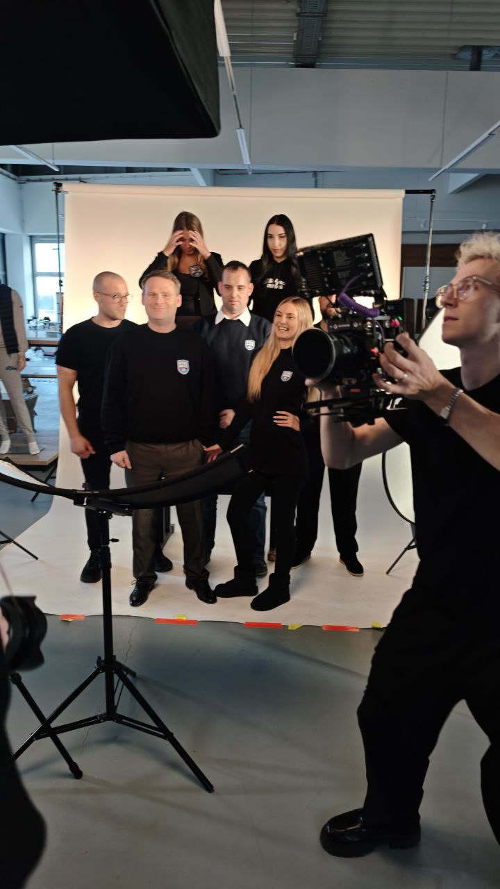 Social Media selbst machen oder Agentur beauftragen